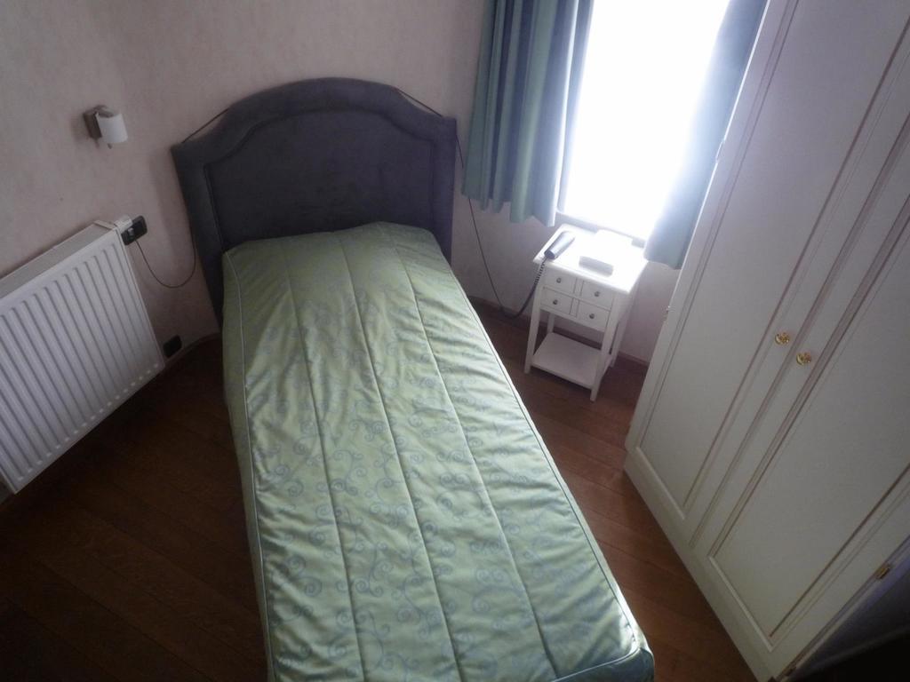 Le Chateau De Rendeux Room photo